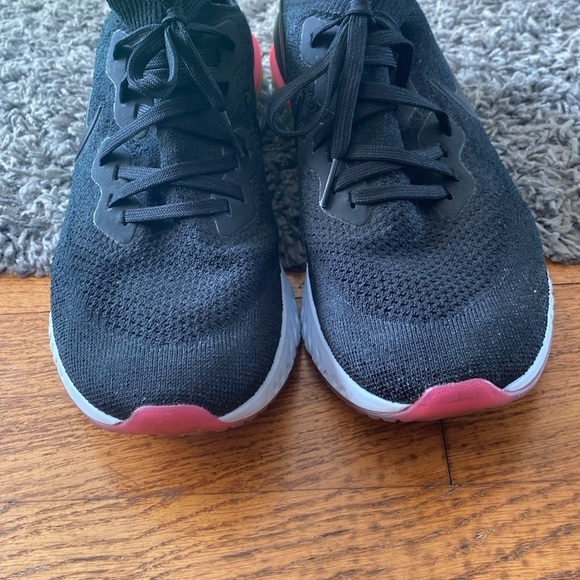 Nike Epic React Flyknit Running Multicolor Sneakers Men's Size 9.5 - Picture 4 of 14